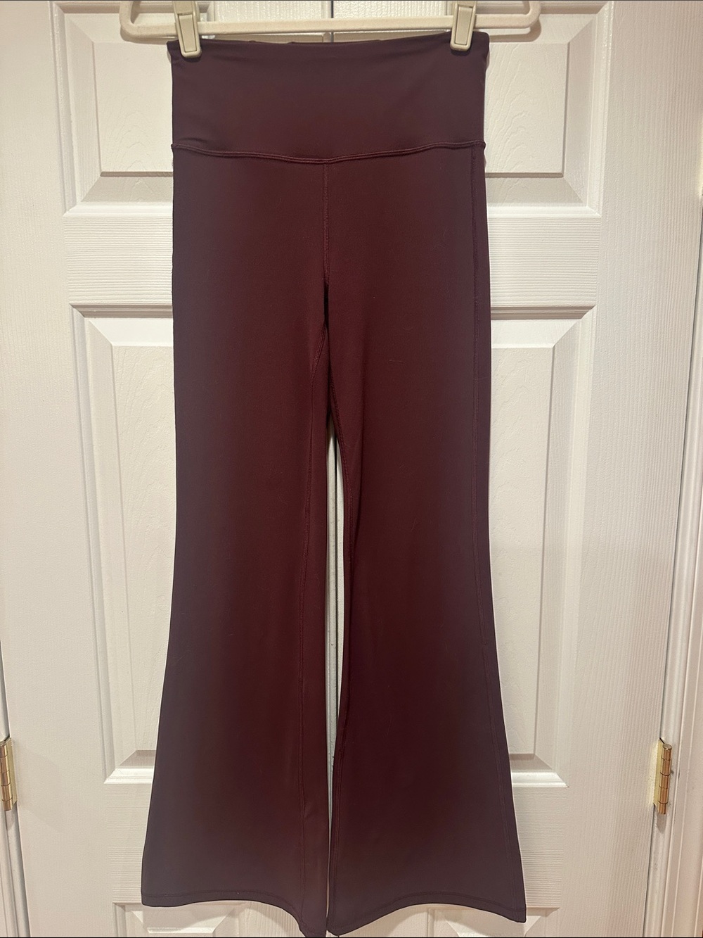 Athleta Women’s Elation Flare Pants in Maroon/Burgundy NWOT size Small